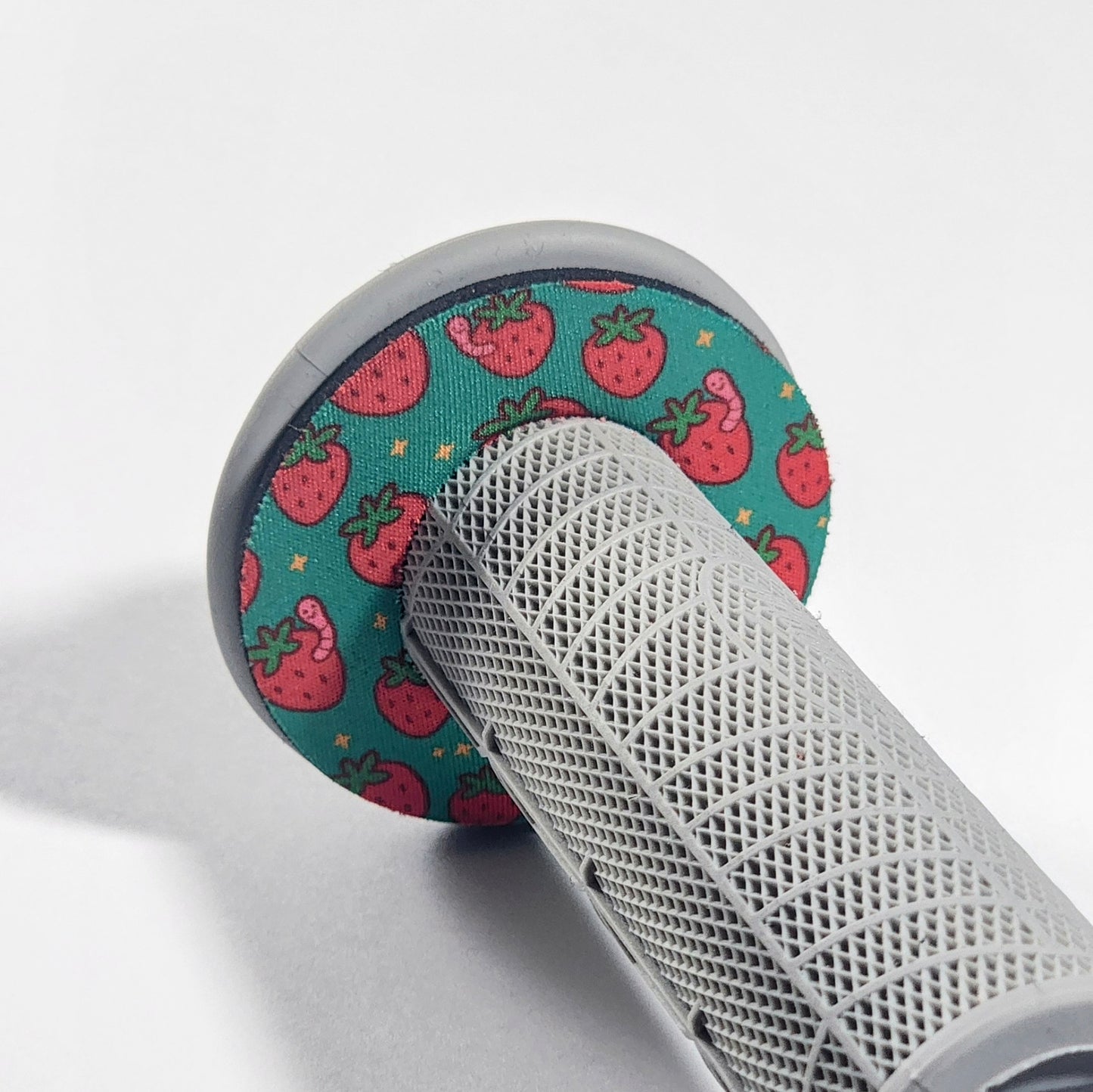 ThrottleBoss Grip Donuts - Wild Strawberries